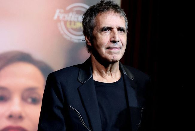 Julien Clerc : pourquoi la chanson  Saint-Nazaire  , présente sur son nouvel album, a une symbolique très particulière